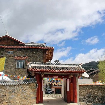 松潘昌吉美朵隆酒店酒店提供图片