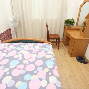 废弃成都鸿鑫公寓