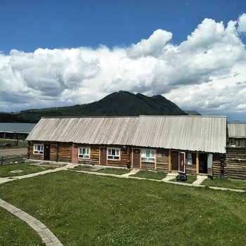 阿勒泰叶登山庄酒店提供图片