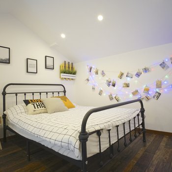 上海上海小鱼家复式(石门一路店)酒店提供图片