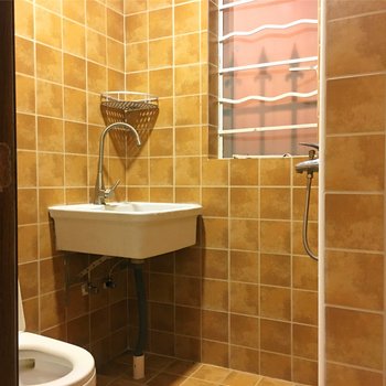 上海我住隔壁我姓王普通公寓(政立路分店)酒店提供图片