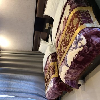 乌兰鹏程酒店