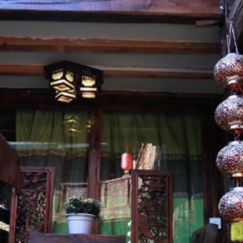 丽江束河古镇束河月亮客栈繁花店