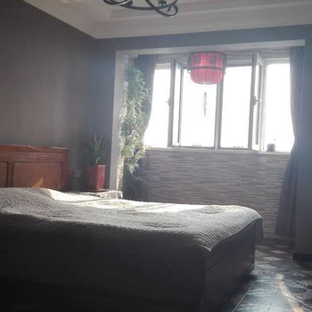 丹东浪漫小屋家庭式公寓