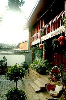 丽江懒洋洋客栈