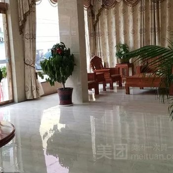 上饶云紫峰山庄酒店提供图片