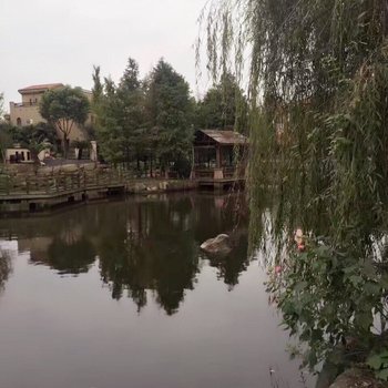 嘉兴瘦瘦小姐公寓