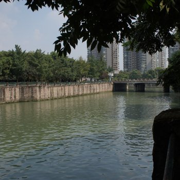 成都竹林第八公寓(成都武侯祠博物馆分店)