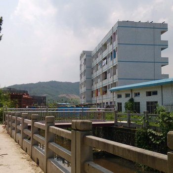 深圳午后时光海边民宿公寓房