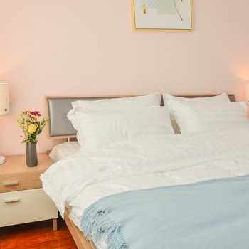 上海上海Paires-友舍复式(斜土路店)酒店提供图片