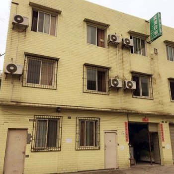 成都灵灵住宿