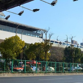 上海五维空间主题公寓