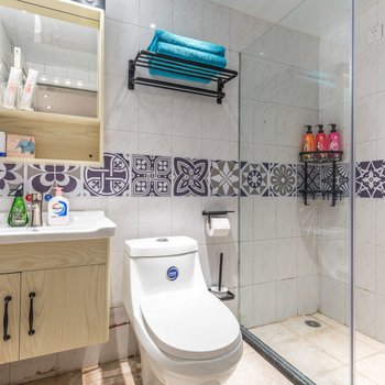 广州白玛嗡加普通公寓(南岸路店)酒店提供图片