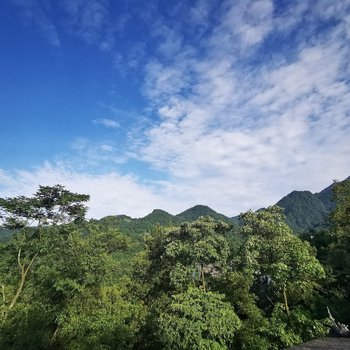 乐山峨眉山碌游居原佛光民宿酒店提供图片