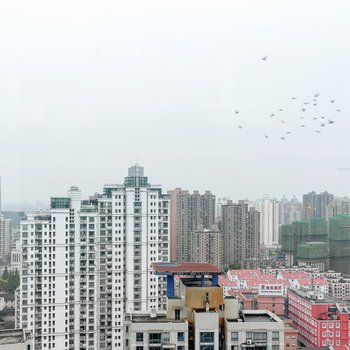 上海Go Native班玛家普通公寓(河南南路1009弄分店)酒店提供图片