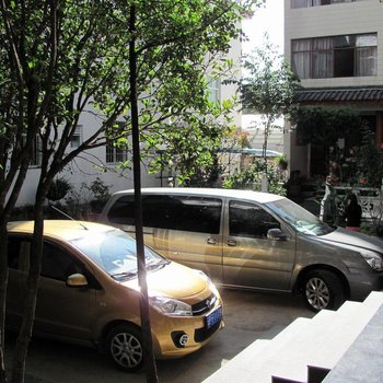 丽江清溪旁院客栈