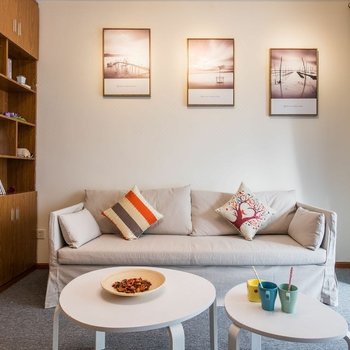 成都鱼小伟的故事普通公寓酒店提供图片