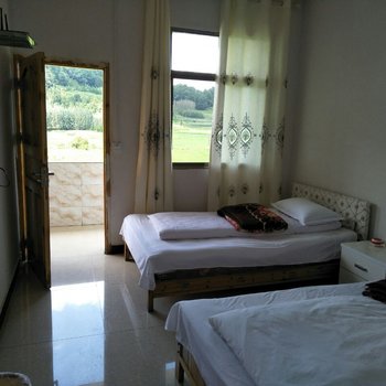 罗平县依泉园农家酒店酒店提供图片