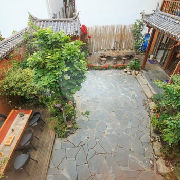 大理古城朵朵金花私享庭院客栈