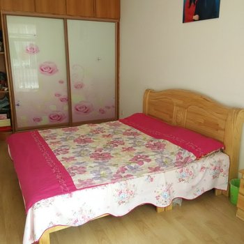 青岛紧邻金沙滩啤酒城海景小三居普通公寓酒店提供图片