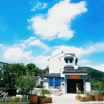 苏州蔽月山房民宿
