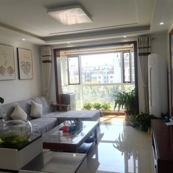 青岛明亮温馨之家普通公寓酒店提供图片