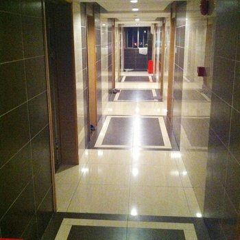 深圳小河马短租公寓
