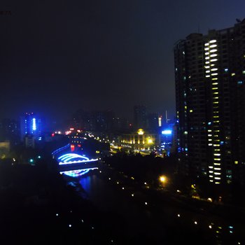 成都武候祠锦里古街宽窄巷了凡民宿酒店提供图片