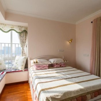 广州白色温馨小房公寓酒店提供图片