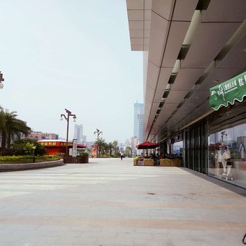 迎客酒店公寓(东莞厚街万达店)