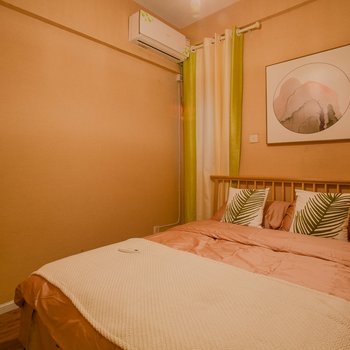 成都DARK GREEN-家普通公寓(蜀都大道店)酒店提供图片