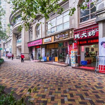 广州暖阳amp;雅舍公寓(双塔路分店)酒店提供图片