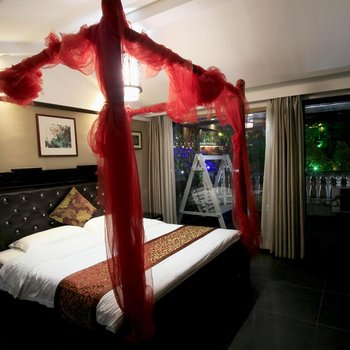 凤凰玉景阁酒店提供图片