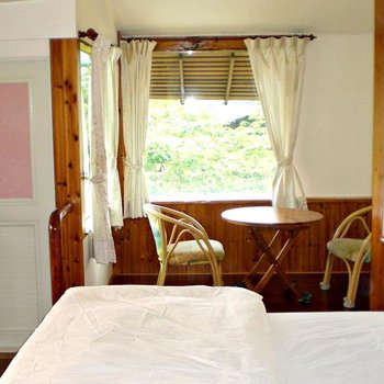 太鲁阁砖窑居民宿
