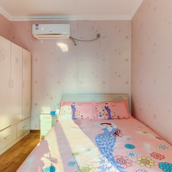 成都凉凉露水普通公寓酒店提供图片