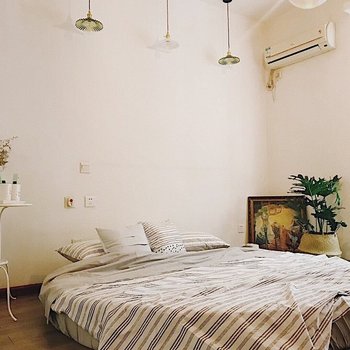 重庆故事的小黄花公寓(五江路分店)酒店提供图片