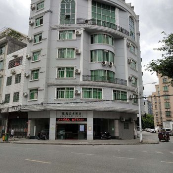 连州星光艺术酒店