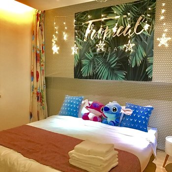 成都太古里听云普通公寓(染靛街店)酒店提供图片