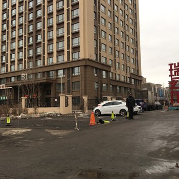 沈阳日租公寓(东望街东陶路分店)