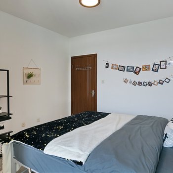 �ɶ��ɶ�һ���˵�������ͨ��Ԣ(�ϳ��ӽֵ�)�Ƶ��ṩͼƬ