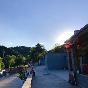 滦平万萍农家院