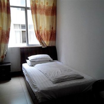 禄丰鸿程旅馆
