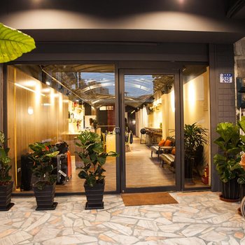 花莲洞·屋青年旅店
