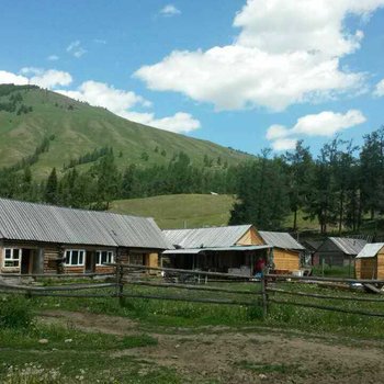 喀纳斯双燕山庄