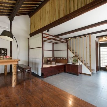 上海我们·1984(乐园附近的创意民宿)复式酒店提供图片