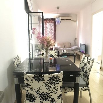 上海秋意凉amp普通公寓(康定路店)酒店提供图片