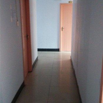 �е��ÿͱ��ݾƵ��ṩͼƬ