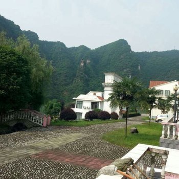 长阳清江画廊度假村