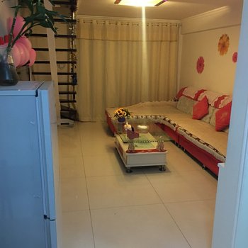 乌鲁木齐果果的小窝窝复式酒店提供图片