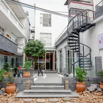 惠州西湖满庭芳创意客栈
